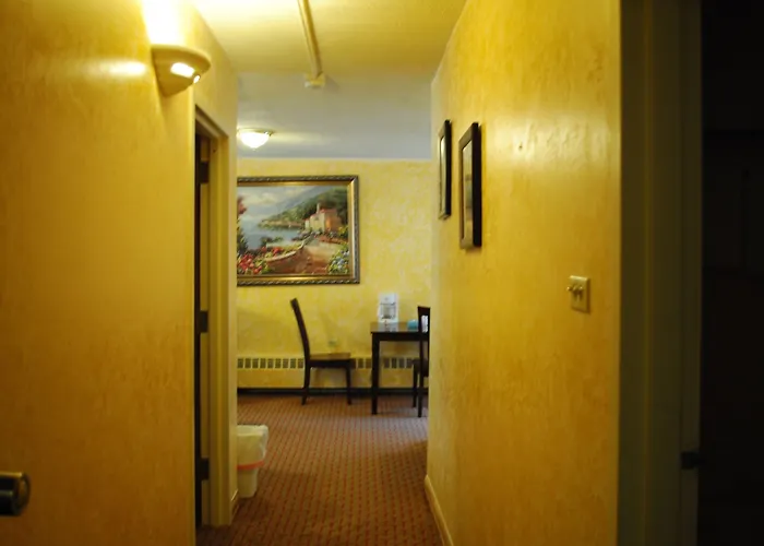 Hotel Chinatown Chicago