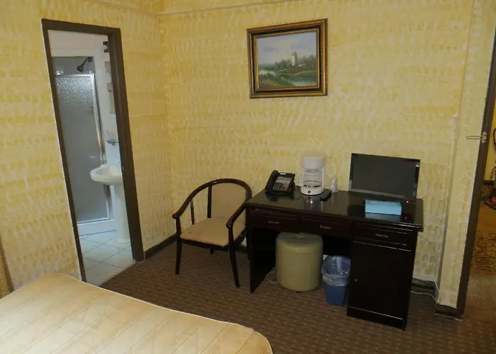 Chinatown Hotel